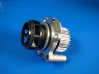 ПОМПА  Skoda Super B ( 06A121012G )